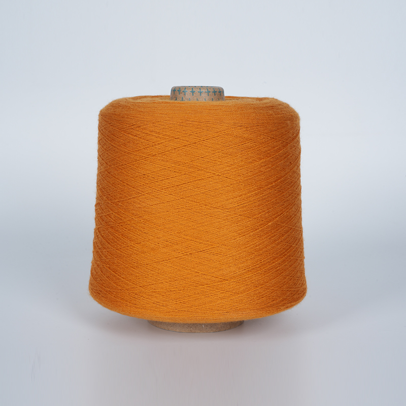 خيوط مزيج 70 نانومتر/2، 90% صوف، 10% حرير